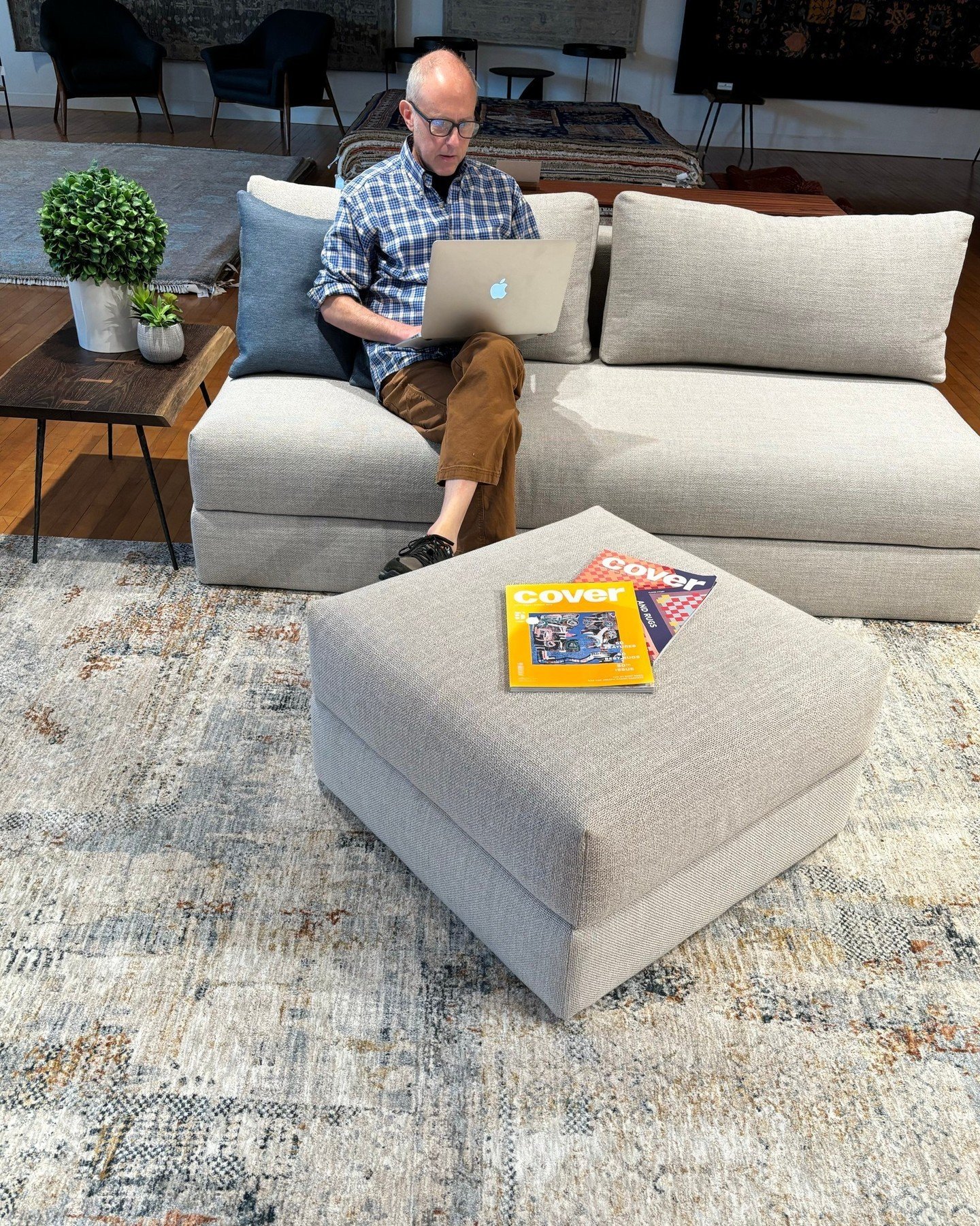 Serious posing going on here! But it is in the service of showing our latest area rug. Don&rsquo;t forget the Oslo sofa is also a queen size sleeper bed. 

Visit us in our State College showroom.⁠ ⁠ ⁠

#shoplocal⁠ #shopsmall #naturalfurniture⁠ ⁠#scan