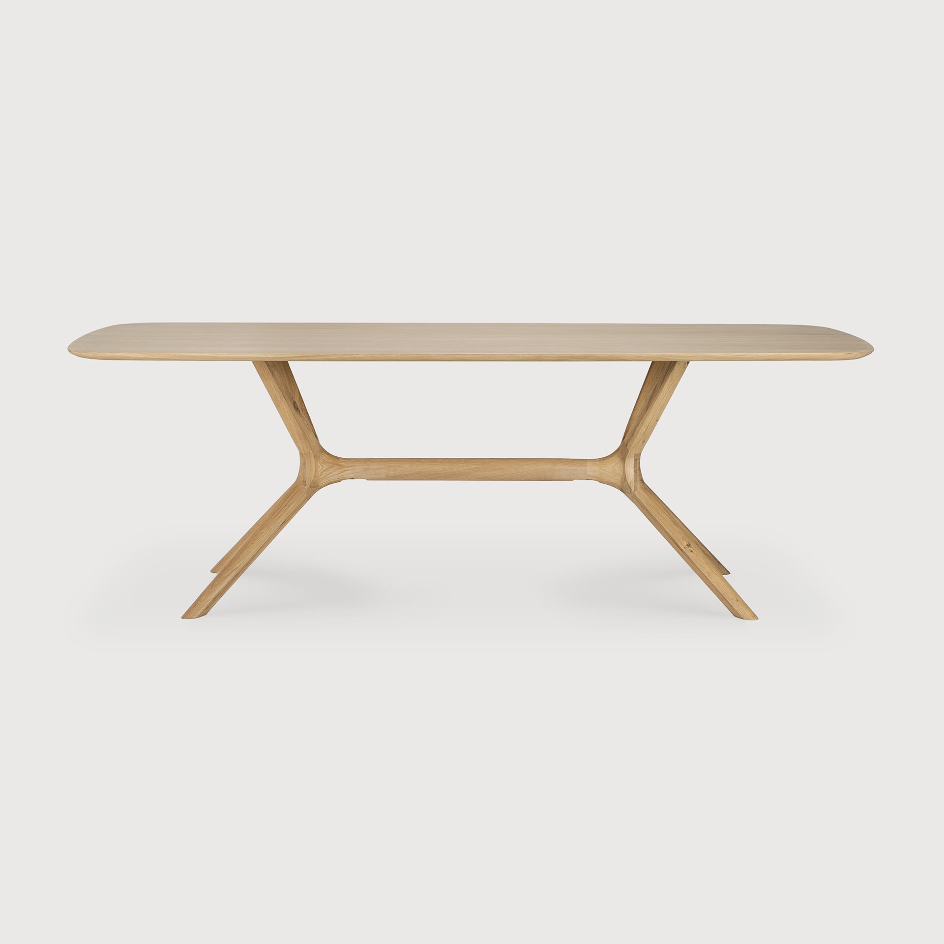 50028_Oak_X_dining_table_front_WEB.jpg