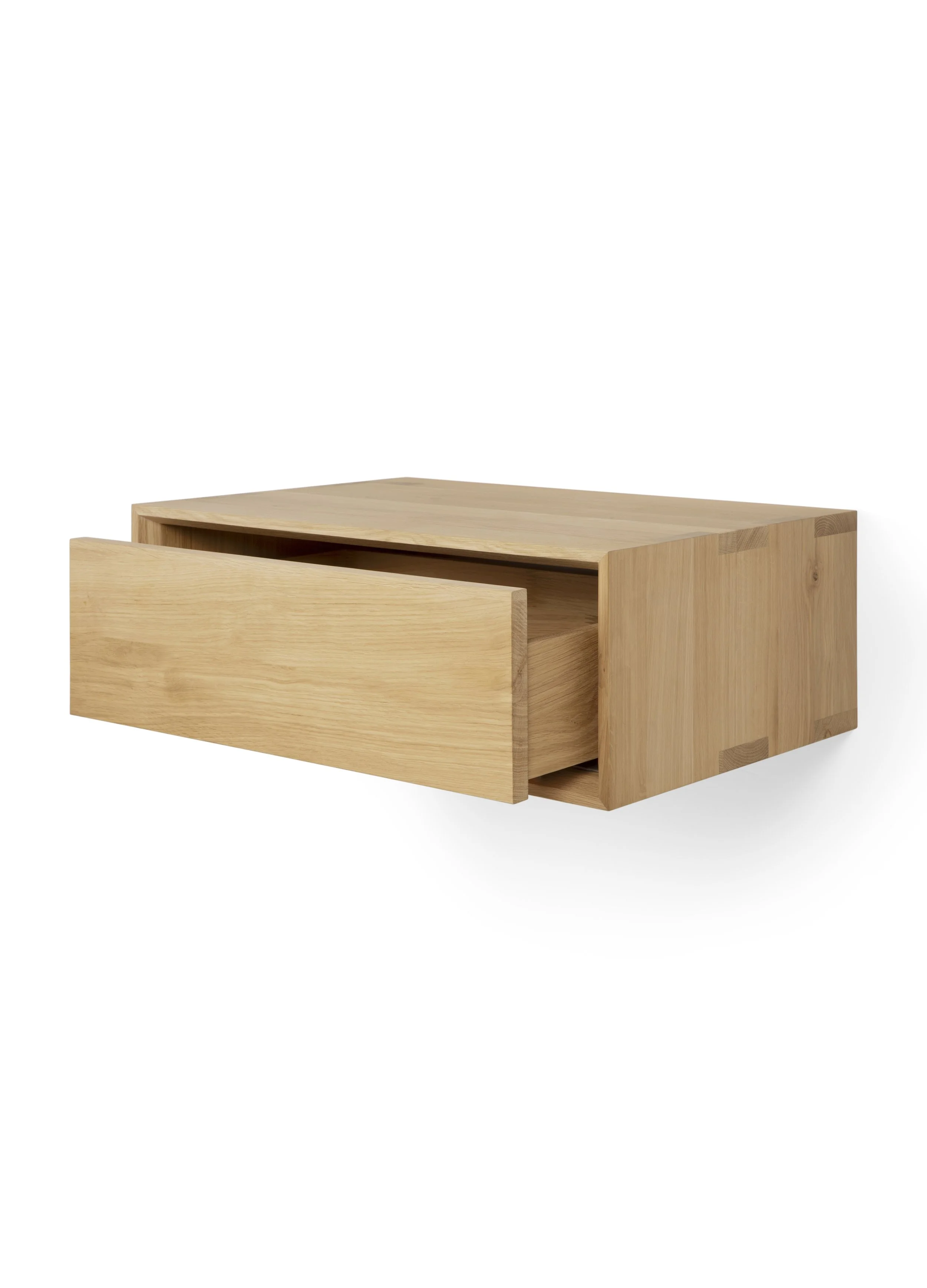 51224_Nordic_II_hanging_bedside_side02_cut_HQ.jpg