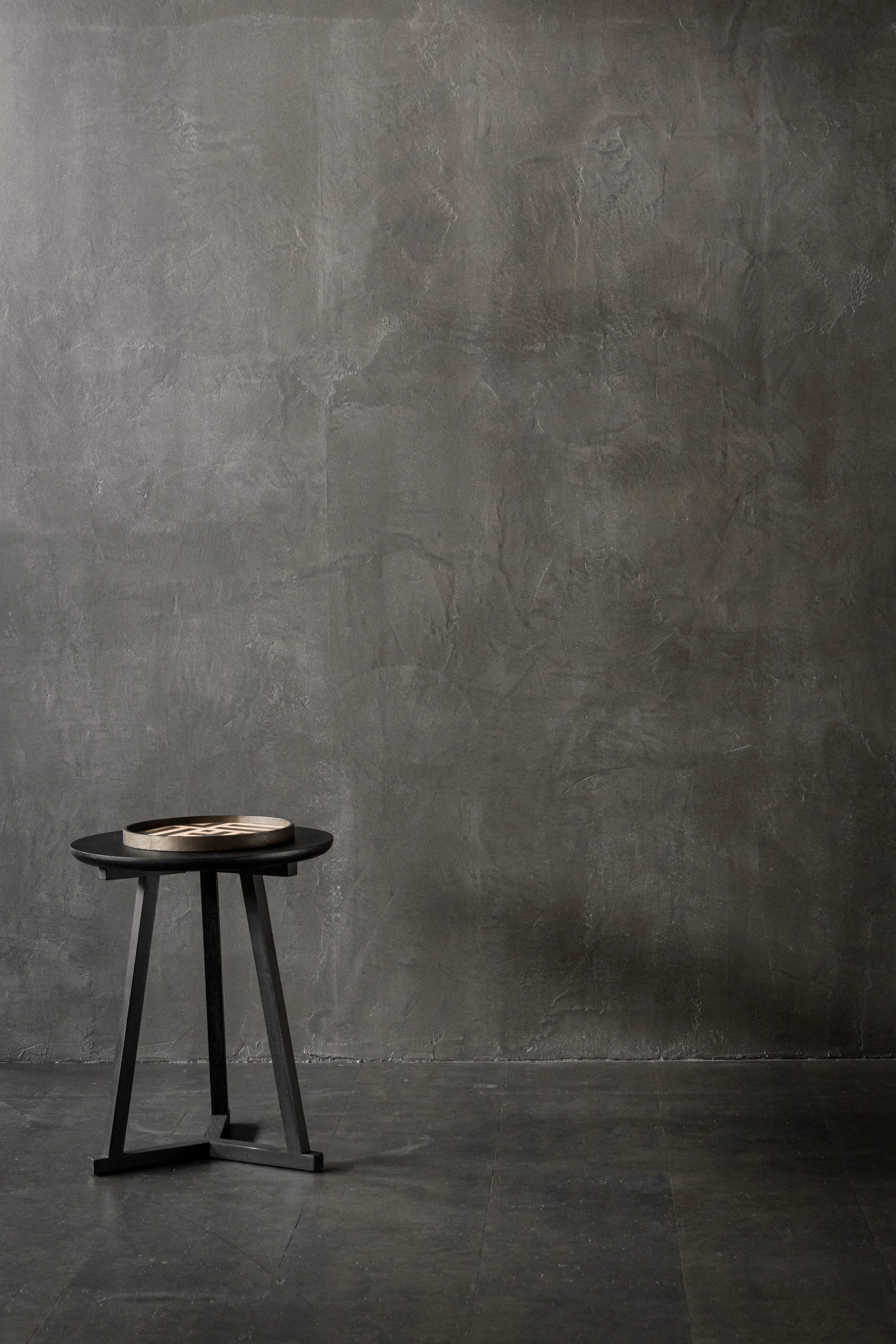 50528_Black_Oak_Tripod_Side_Table.jpg