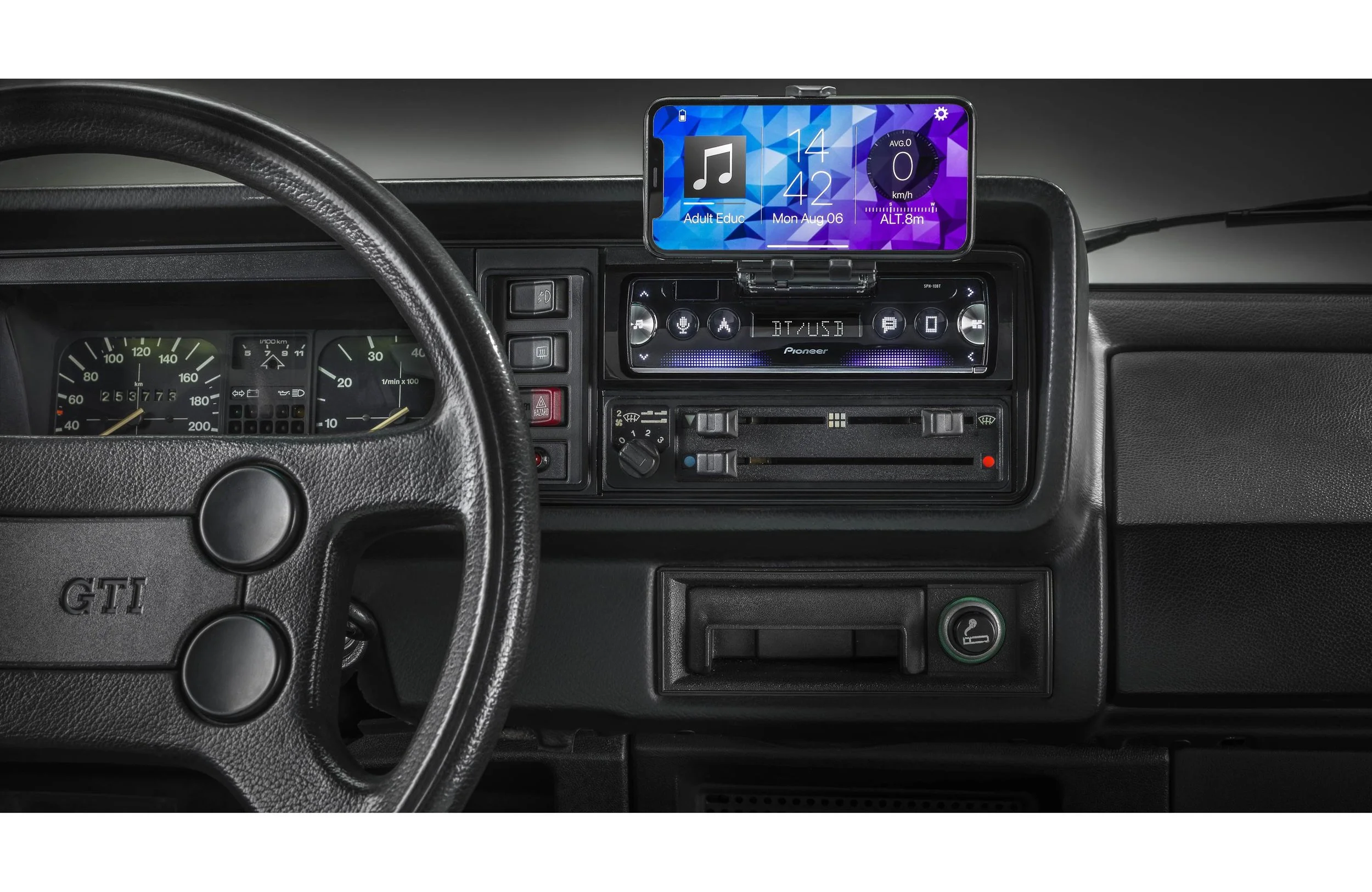 Pioneer-SPH-10BT-03.jpg