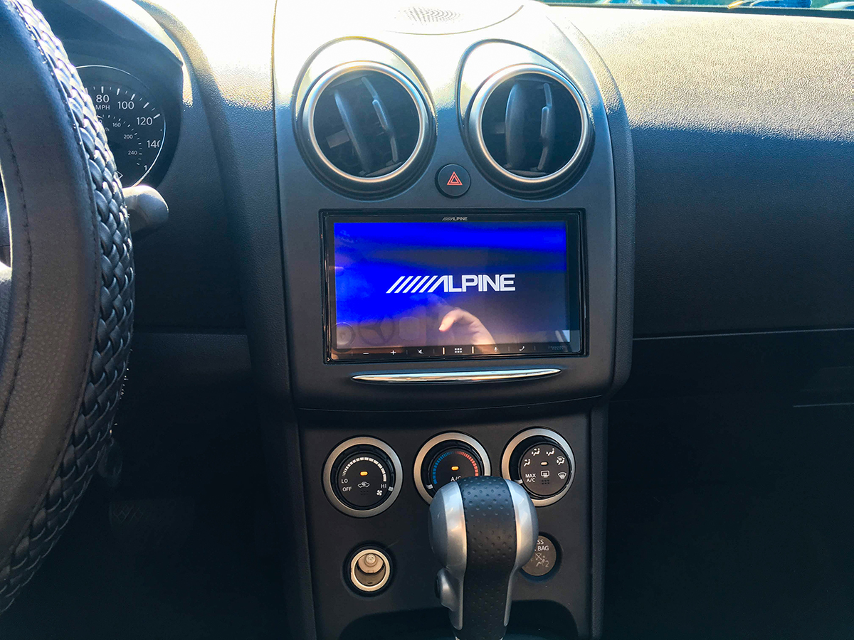 2012 Nissan Rogue Stereo After.jpg