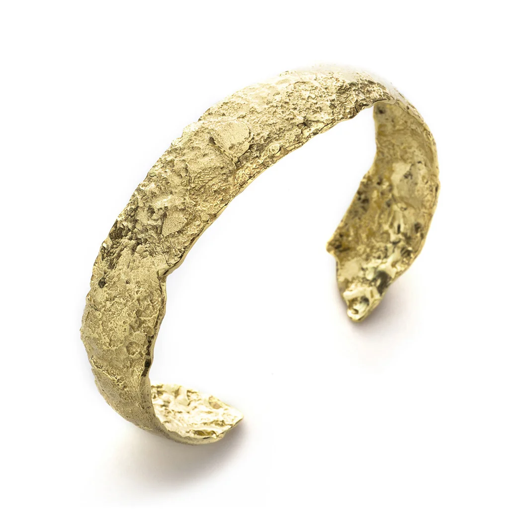 ED63B Roccia cuff. 18k yellow gold. 