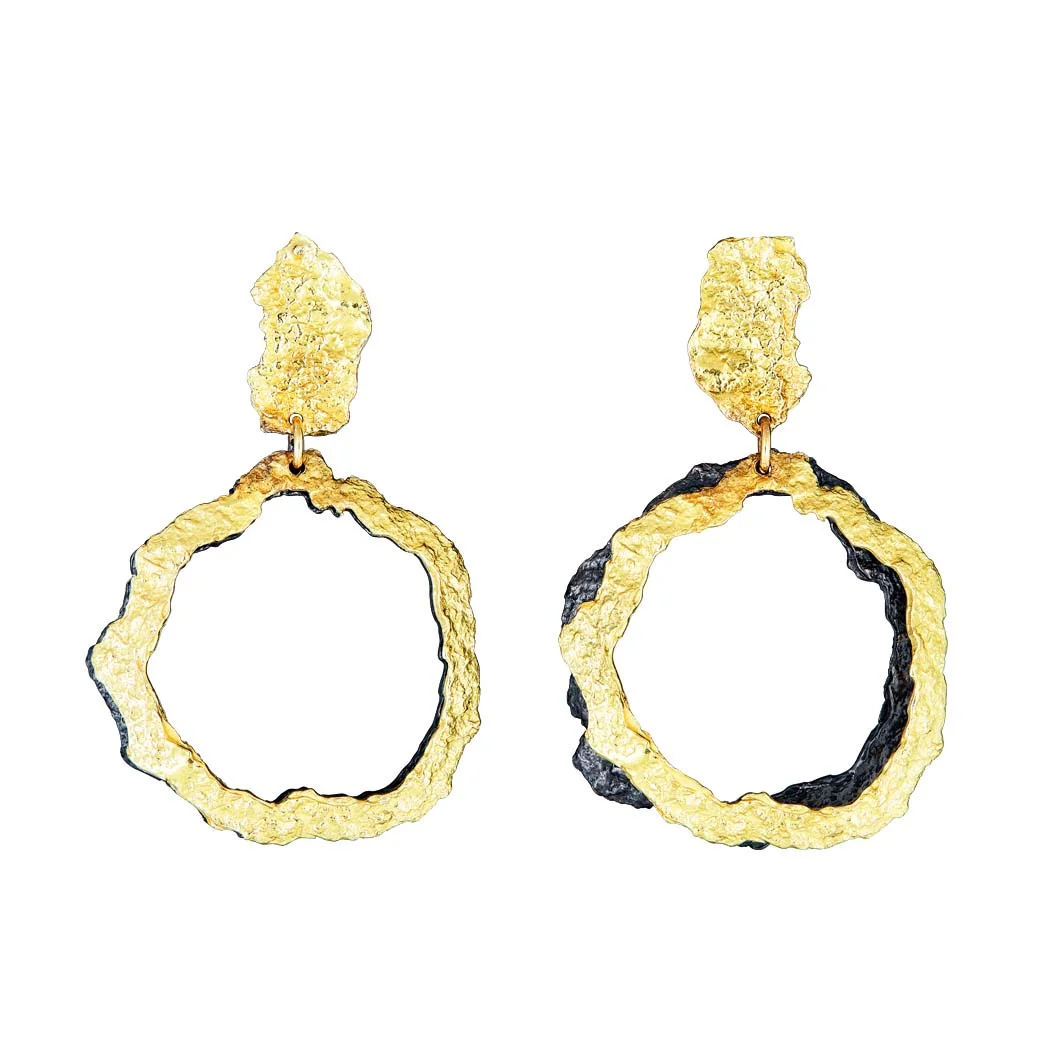 ED109E That Place in Between earrings. 18k yellow gold, blackened sterling silver.