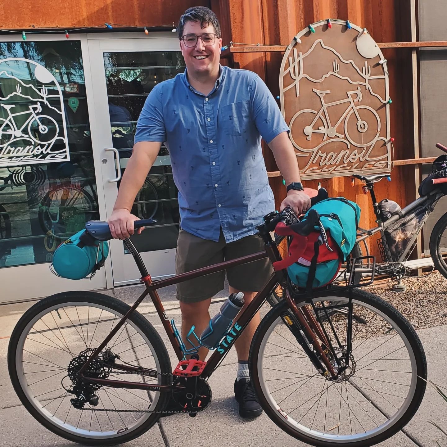 All smiles for our friend Brian! 
He's been commuting on his 4130 All Road for about a year and he's made some serious upgrades! Check out these handbuilt new wheels! 

#rideaz #stateallroad4130 #steelisreal #handbuiltwheels #imcustomized #whiteindus