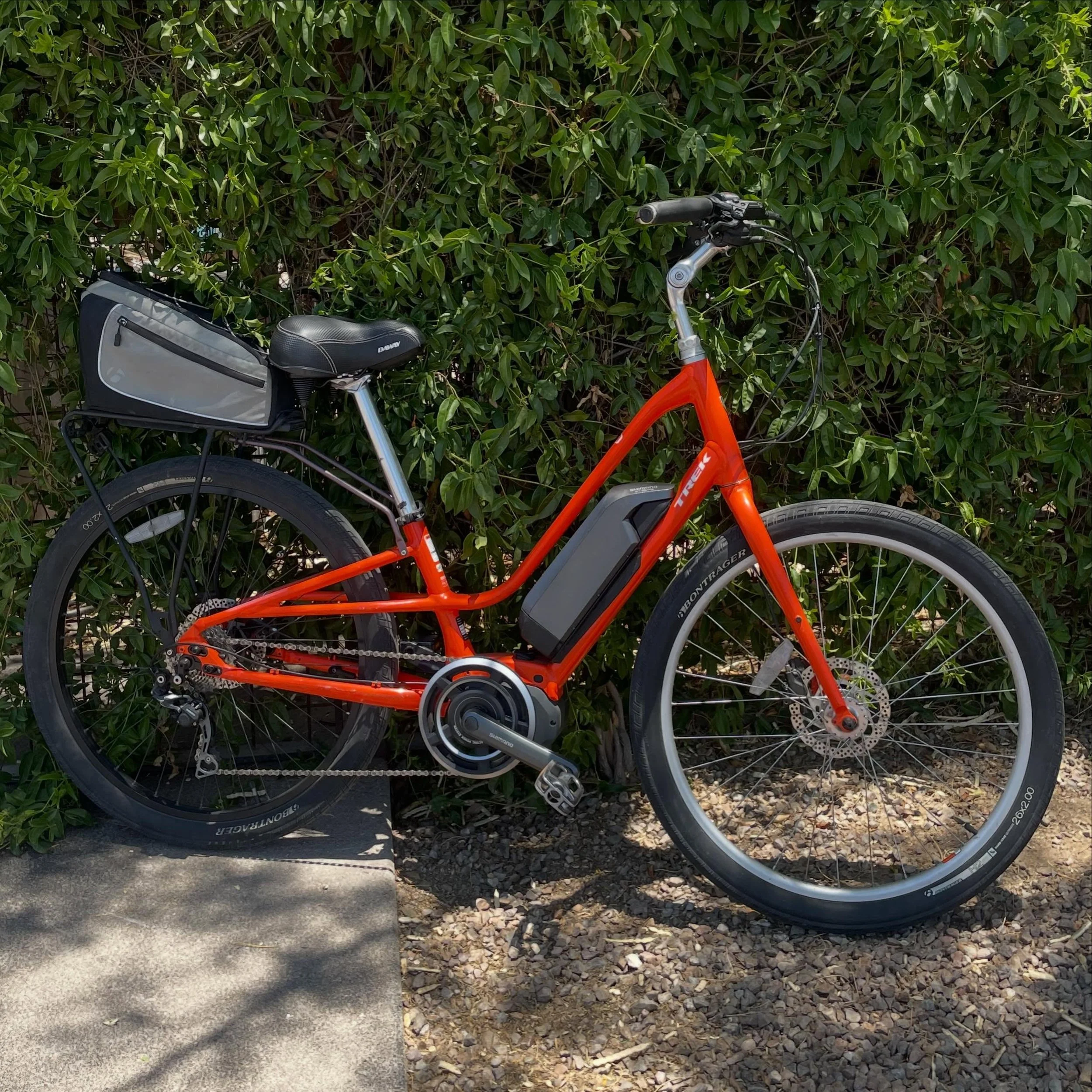 Ready to be the ultimate Tucson commuter? We have a pre-owned Trek Verve+ available for $1,000!

❤️Step-through frame design.
❤️Integrated downtube battery.
❤️Mid-drive motor system
❤️Commuter/comfort-bike geometry with rack mounts and disc brakes.


