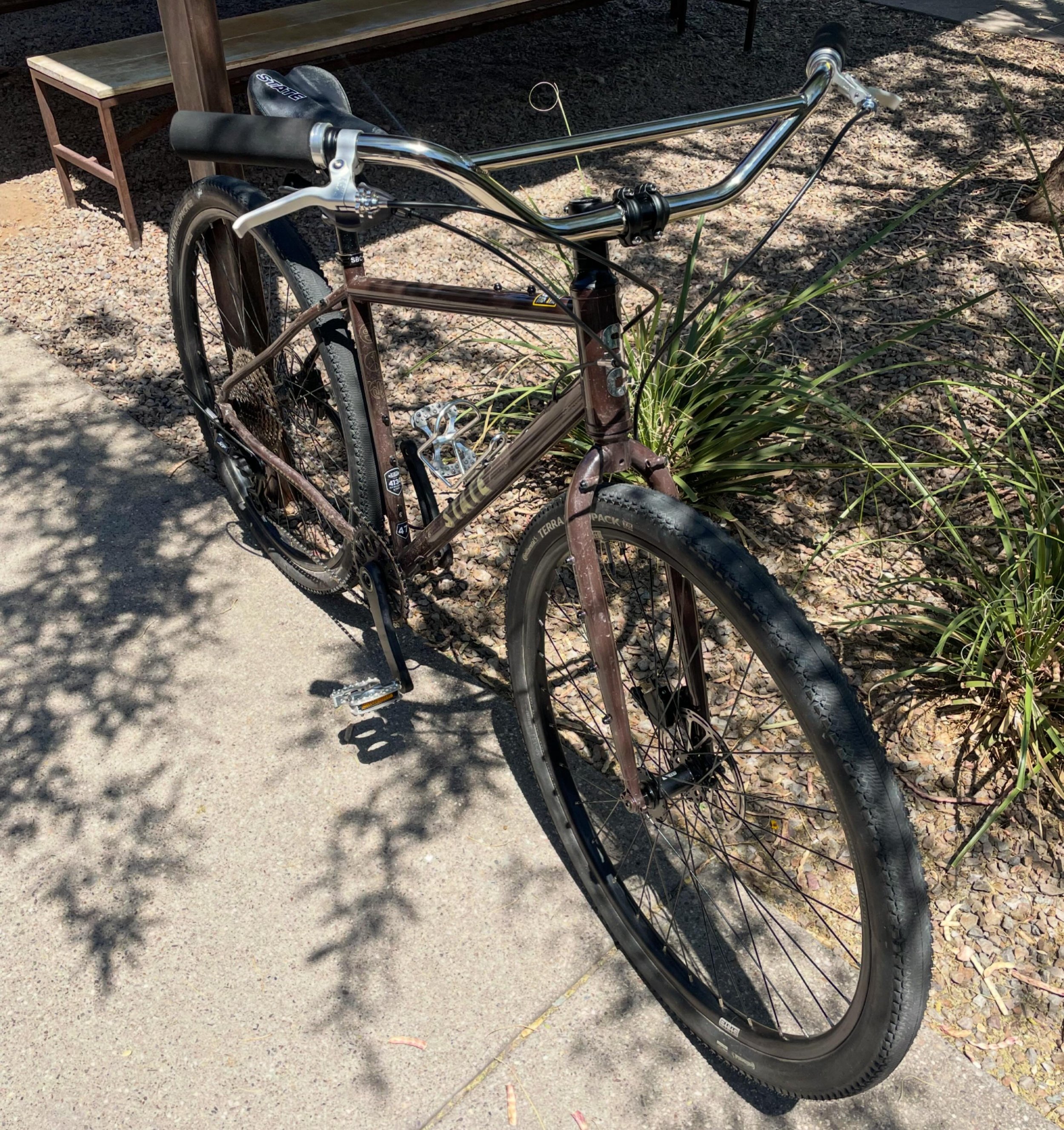 The new 4130&rsquo;s by @statebicycleco are pretty sweet but made even sweeter with these bars and @paulcomponent levers 😎🔥
