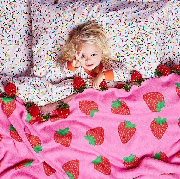 fun_kids_bedding_kip_and_co_strawberries.jpg