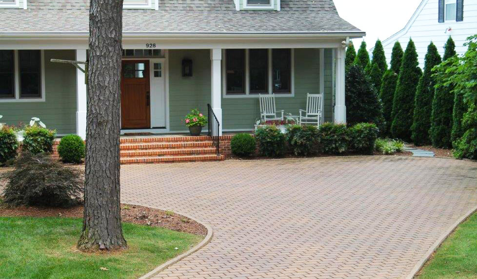 permeable-paver-driveway-and-landscaping-in-st-michaels-md-edit.jpg