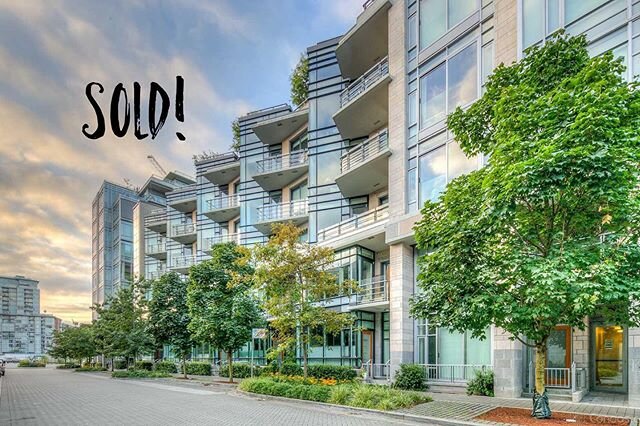 🏡 Sold in #olympicvillagevancouver !! 🏆

Congrats to our buyers for the purchase of this beautiful home at Kayak at the Village in #vancouver.

Our clients were very specific in what they were looking for and in the last 6 months of 2019, there wer