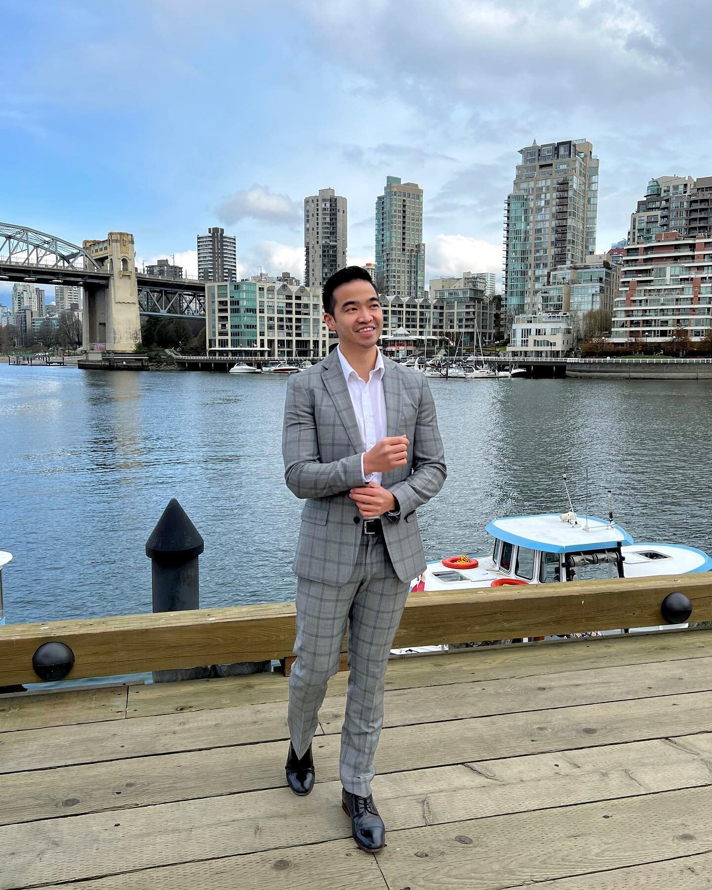 💭Daydreaming about an Empire💭

Do you want to live in Vancouver? Do you daydream of having MULTIPLE houses 🏘️ in Vancouver for yourself and to build rental income 💰? 

If you&rsquo;re like me, the answer is YES! So lets make it happen!

Let&rsquo
