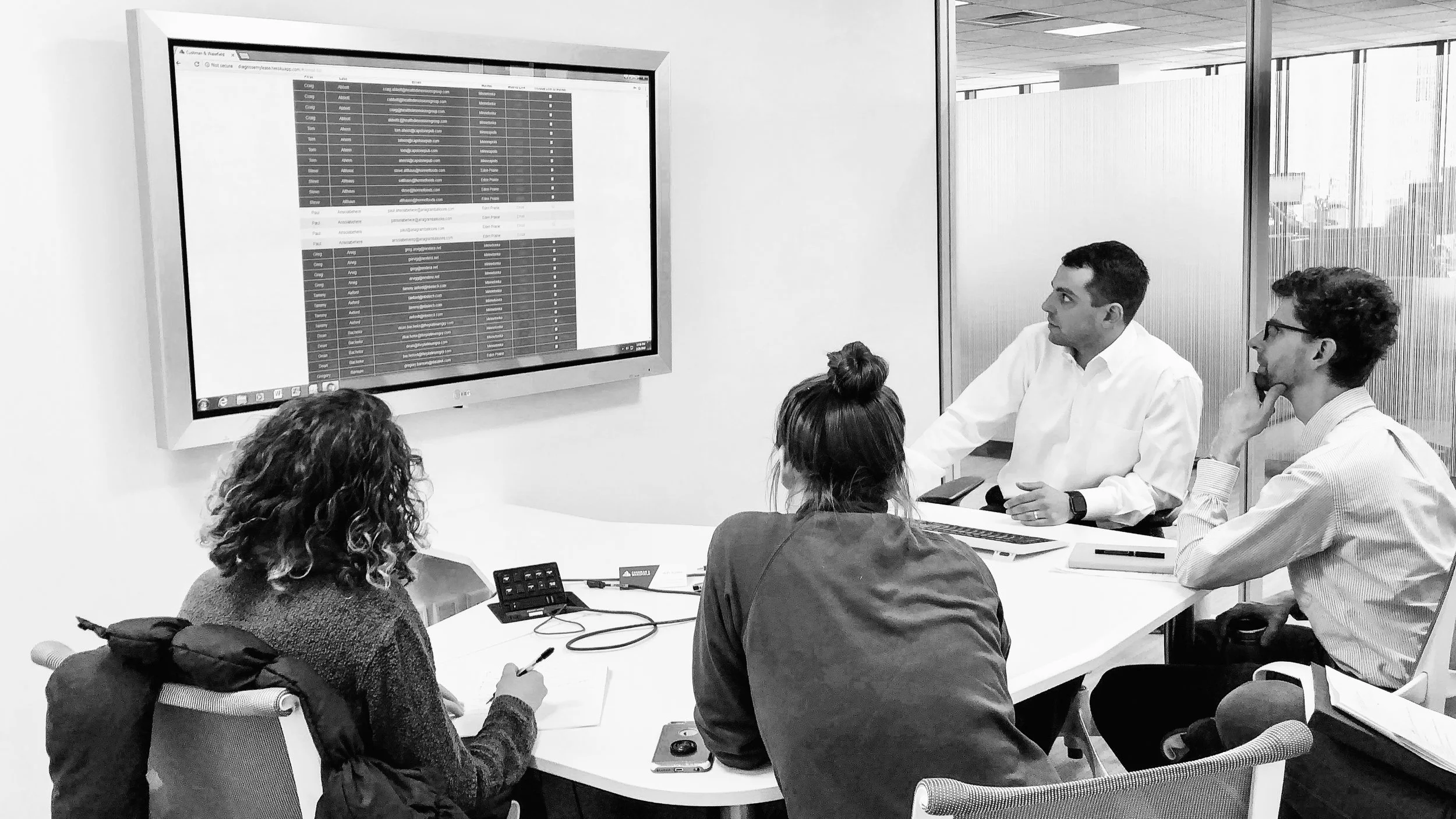 Dan shows us more about the site tools and their value to both brokers and potential clients.