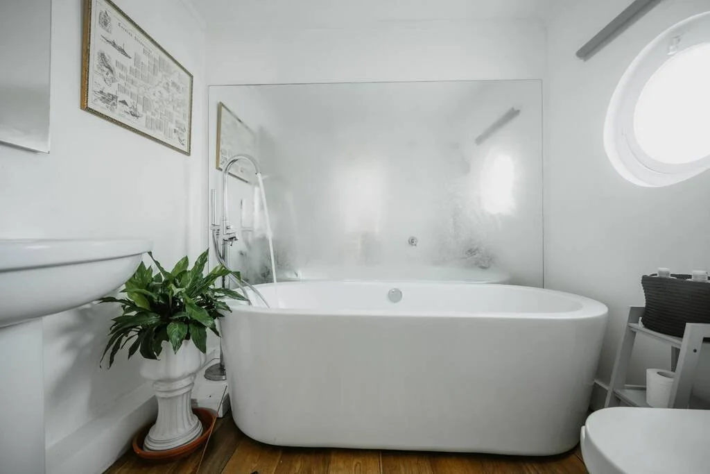 bath_1024_wide.jpg