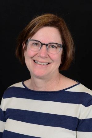 Jan Hagedorn, Director of Reading Readiness Jan has been a Reading Center staff member since 2005. She developed and implemented programs based on the principles of OG that support emerging readers and their families. Jan is a parent of a child with dyslexia and understands the struggles and the triumphs that families experience as their children grow up. Jan has a BS from the University of Minnesota, a MA from University of St. Mary’s, and has studied towards her MA in Special Education from Augsburg College. For over 20 years Jan has been a legislative advocate to improve the training for classroom teachers to equip them to better serve the needs of dyslexic learners and students that struggle with reading.