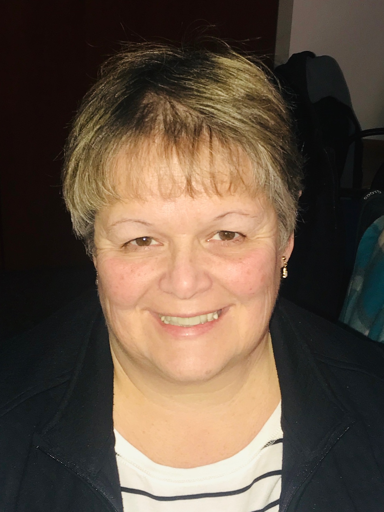 Barb Walbruch, Master Teacher and Tutor Barb has been a tutor since 2004. She is a Master Teacher for our new institute trainees and 1:1 tutor for students of all ages. bwalbruch@thereadingcenter.org