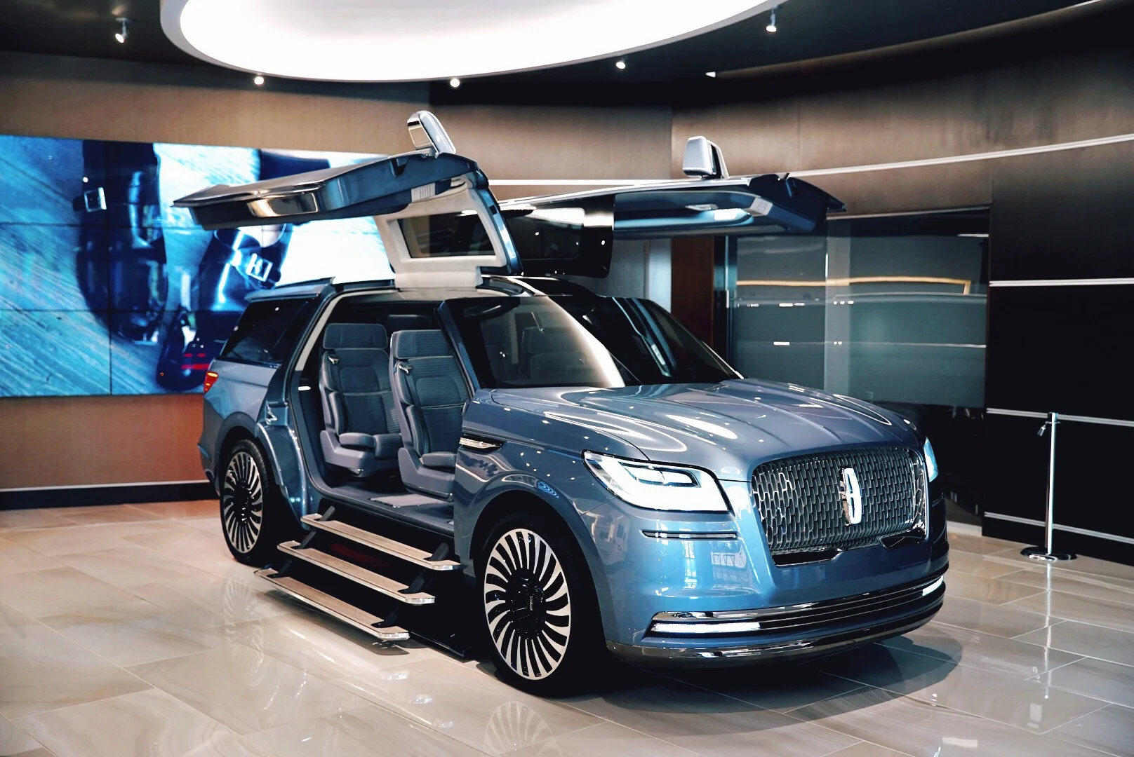 Airows_LincolnNavigatorConcept_58.jpg