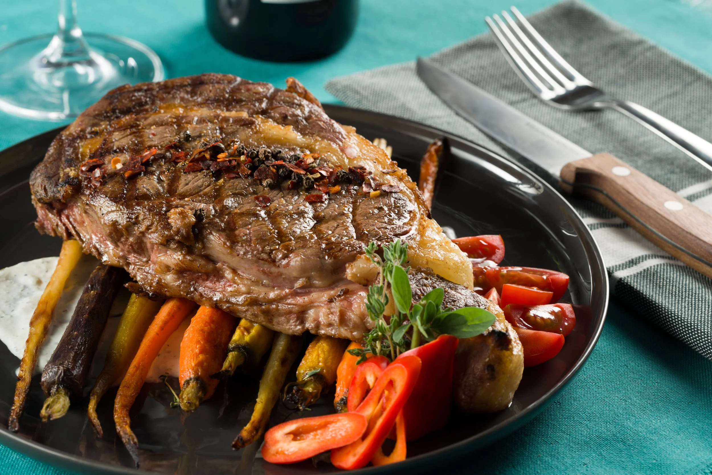 ChatelFarms_SteakPhotos_061517_186.jpg