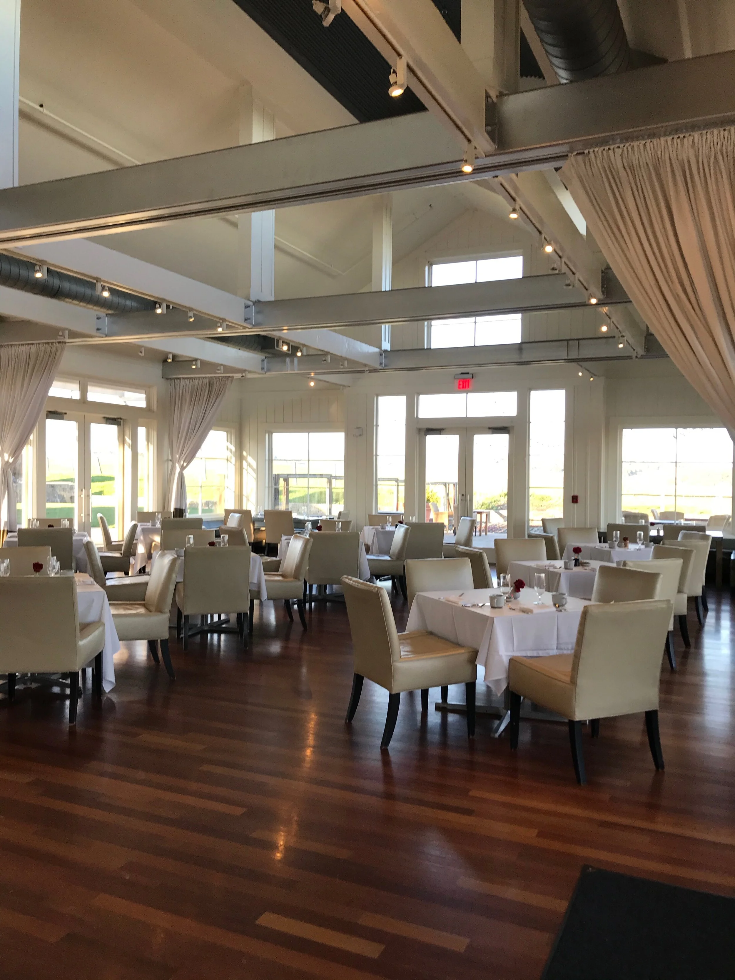 Hill Top Dining.jpeg