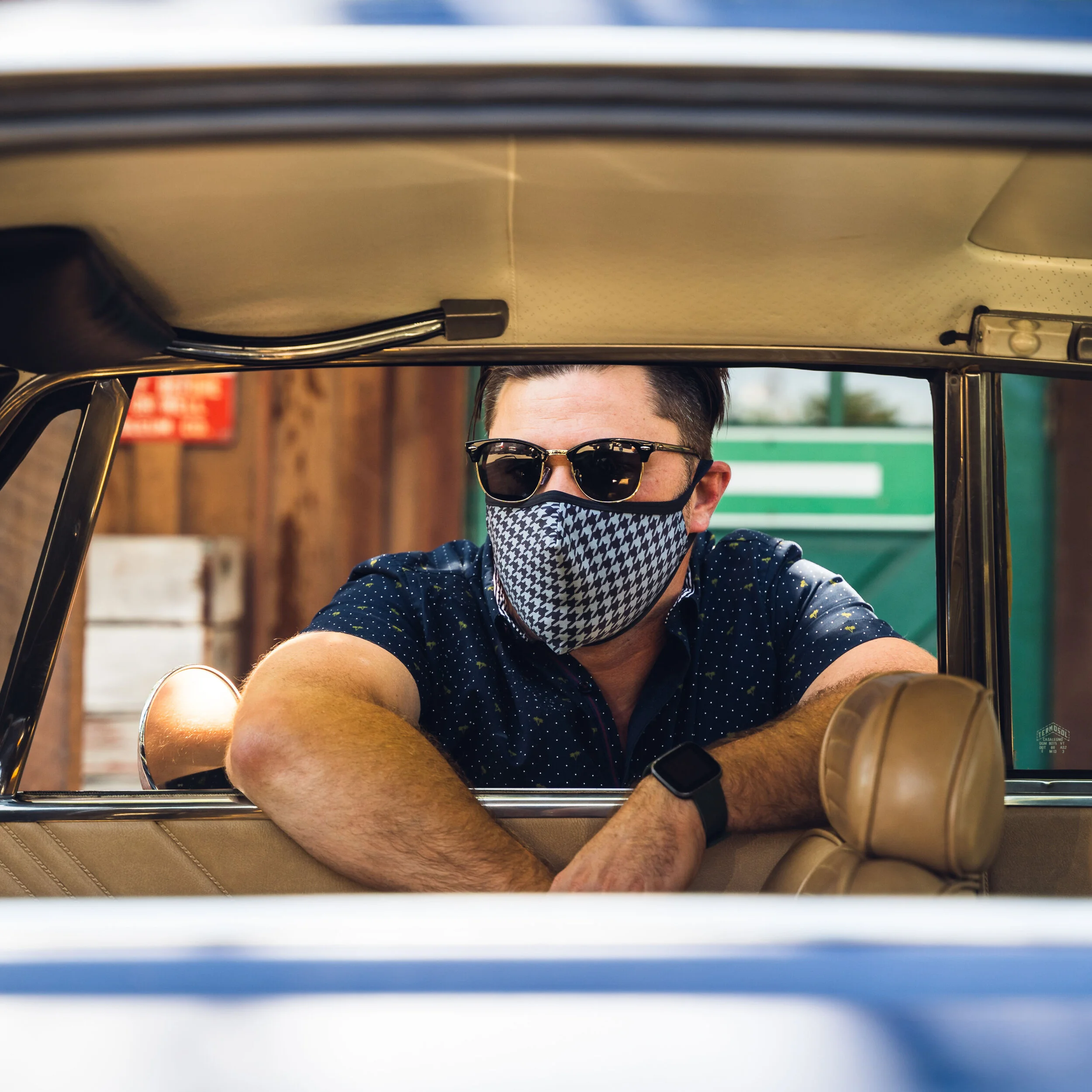 Houndstooth Black/Charcoal Mask