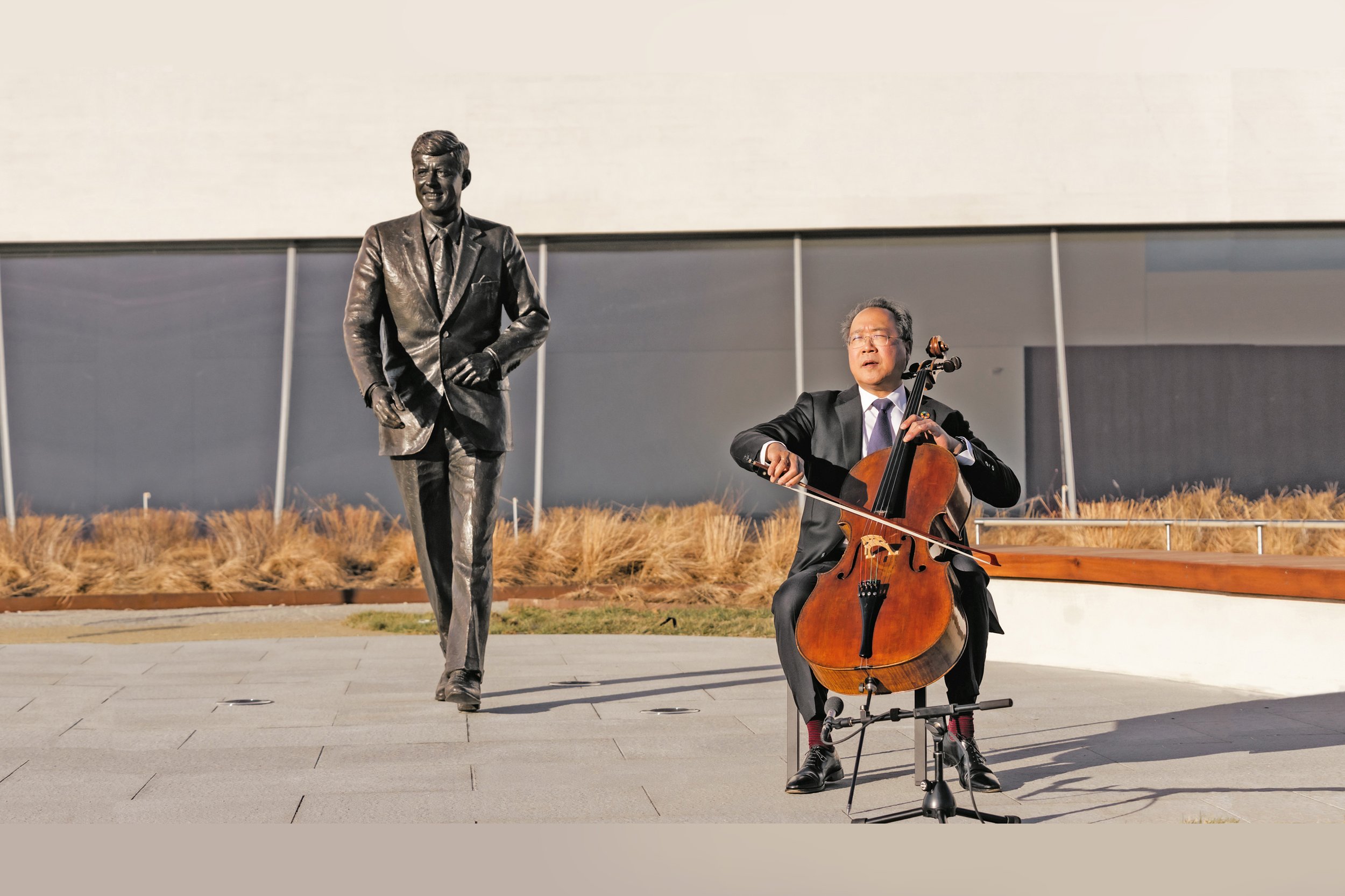 John F. Kennedy Sculpture