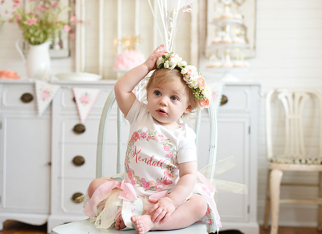 Kendall’s Shabby Chic Floral 1st Birthday Celebration