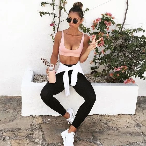 We advocate soul-care in the form of cultivating a daily gratitude practice. Looking for the good, the lovely and the silver-linings in life creates an inner environment that nurtures physical health and wellness. Move your body to healing, rest, repair and restoring, even when exercising, or eating healthy meals.
.
.
.
#bestowbeauty #holisticbeauty #beautyfromwithin #skinfood #skinnutrition #superfood #healthybeginnings #innerbeauty #skincare #soulcare #soul #silverlining #health #wellness #exercise #workout