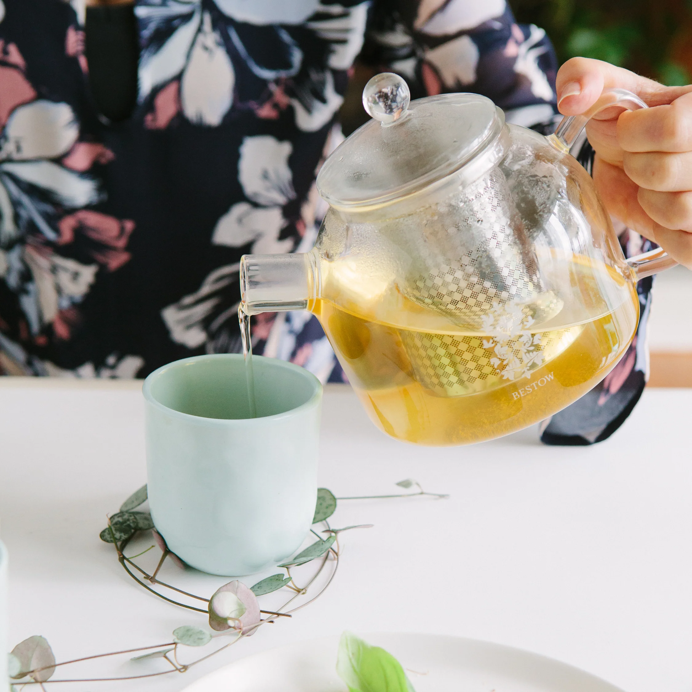 Bestow Tea and Teapot SM41.jpg