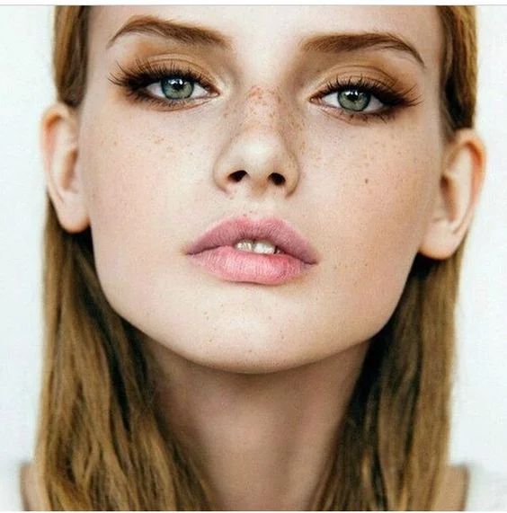 A HOLISTIC APPROACH TO CLEARING CONGESTED SKIN