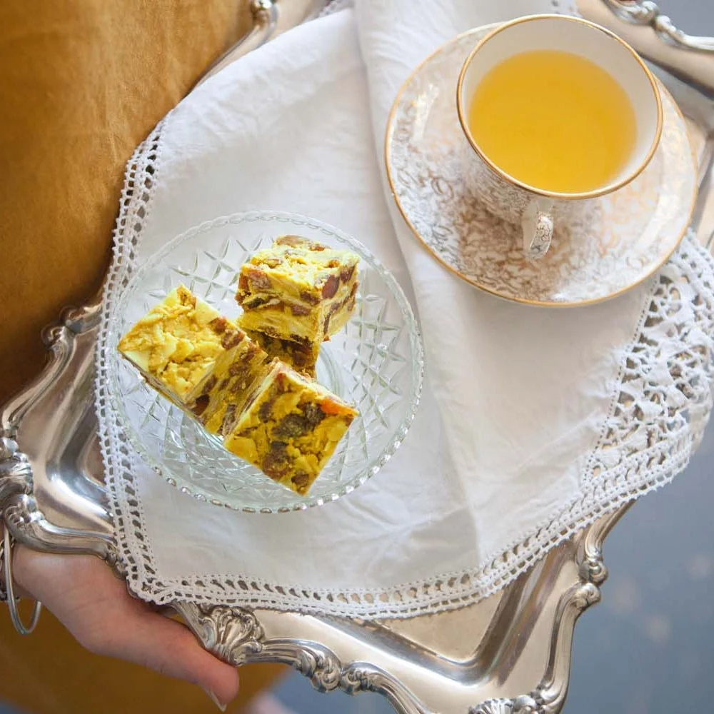 JENNY’S TROPICAL TURMERIC SLICE
