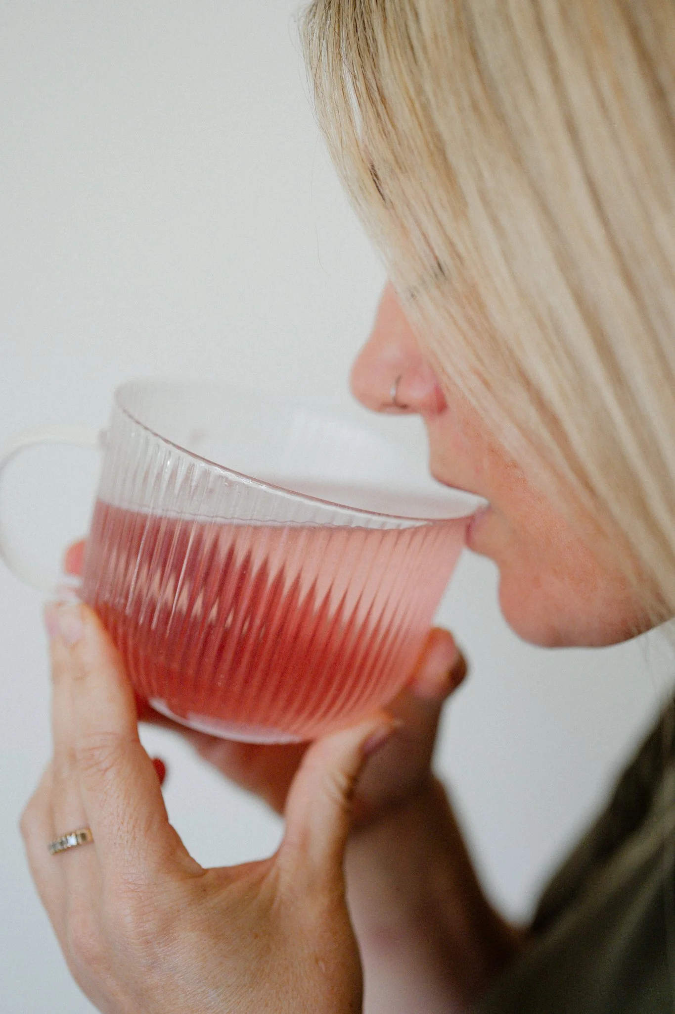 Drinking bestow collagen 2.jpg