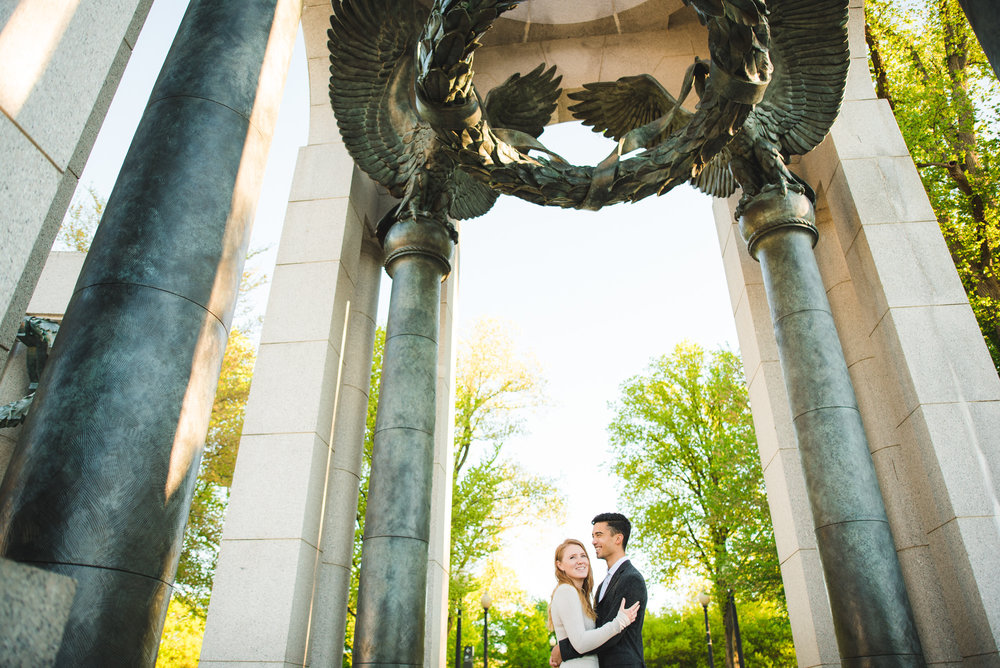 Engagement session at World War II Memorial