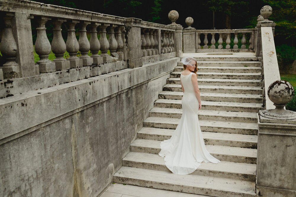 strong-mansion-wedding-bride-by-Gabriele-Stonyte-Photography