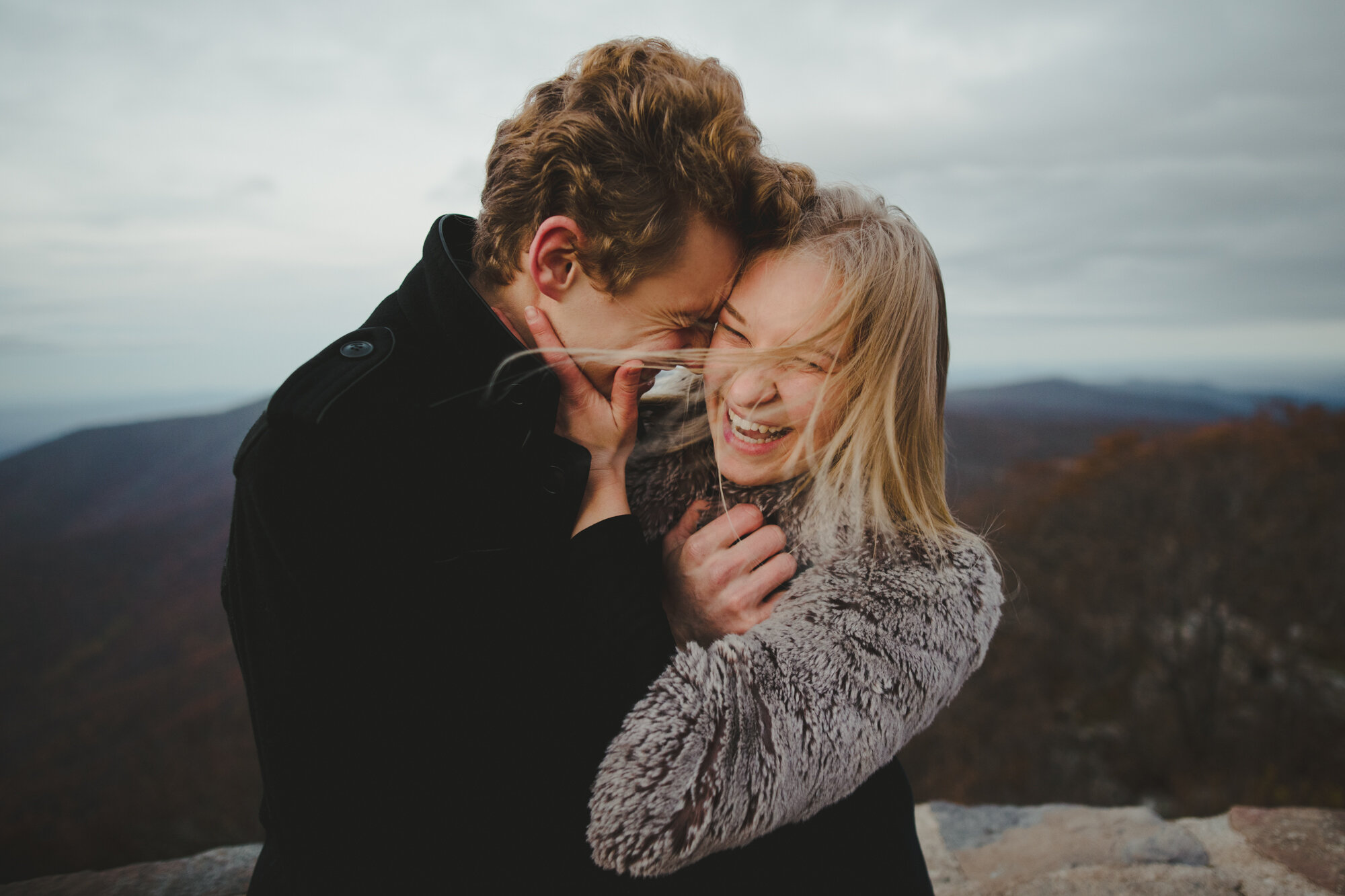 shenandoah-national-park-engagement-picture-by-Gabriele-Stonyte-Photography.jpg