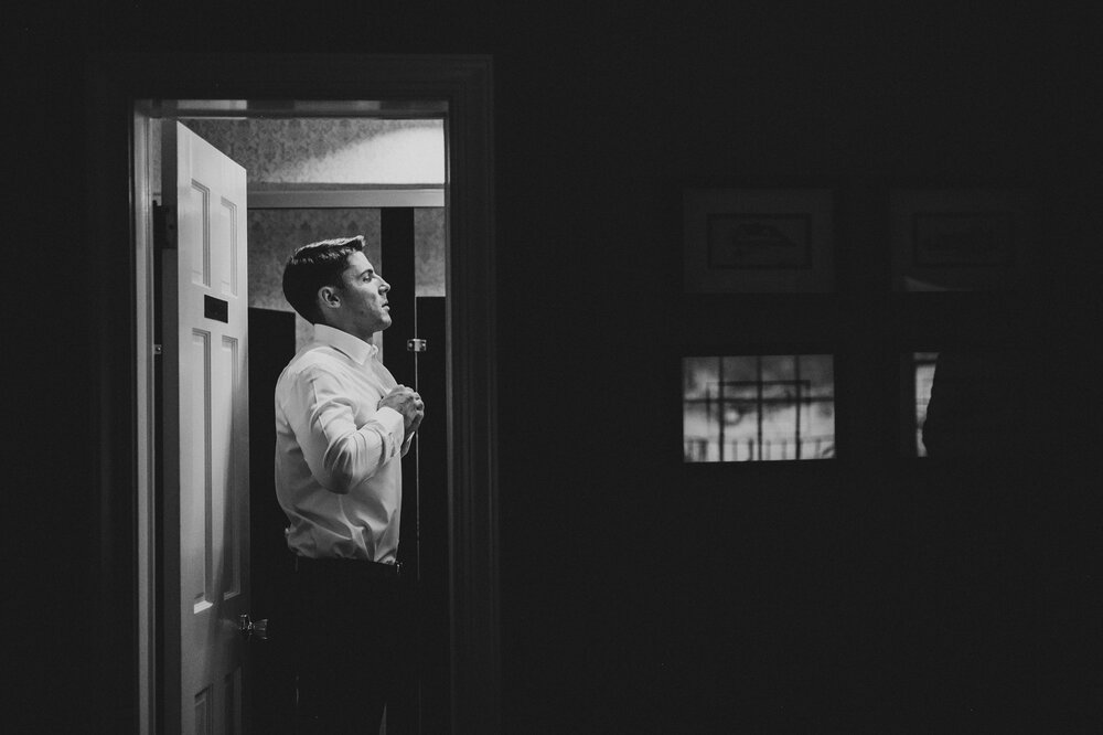 airlie-warrenton-groom-getting-ready-picture-by-Gabriele-Stonyte-Photography