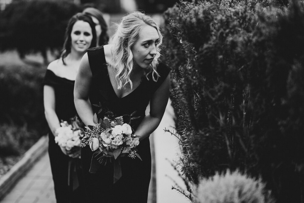 airlie-warrenton-funny-bridesmaid-picture-by-Gabriele-Stonyte-Photography