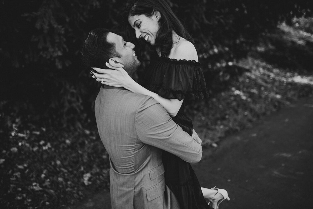 Meadowlark-Botanical-Gardens-engagement-creative-fall-season-pictures-by-Gabriele-Stonyte-Photography