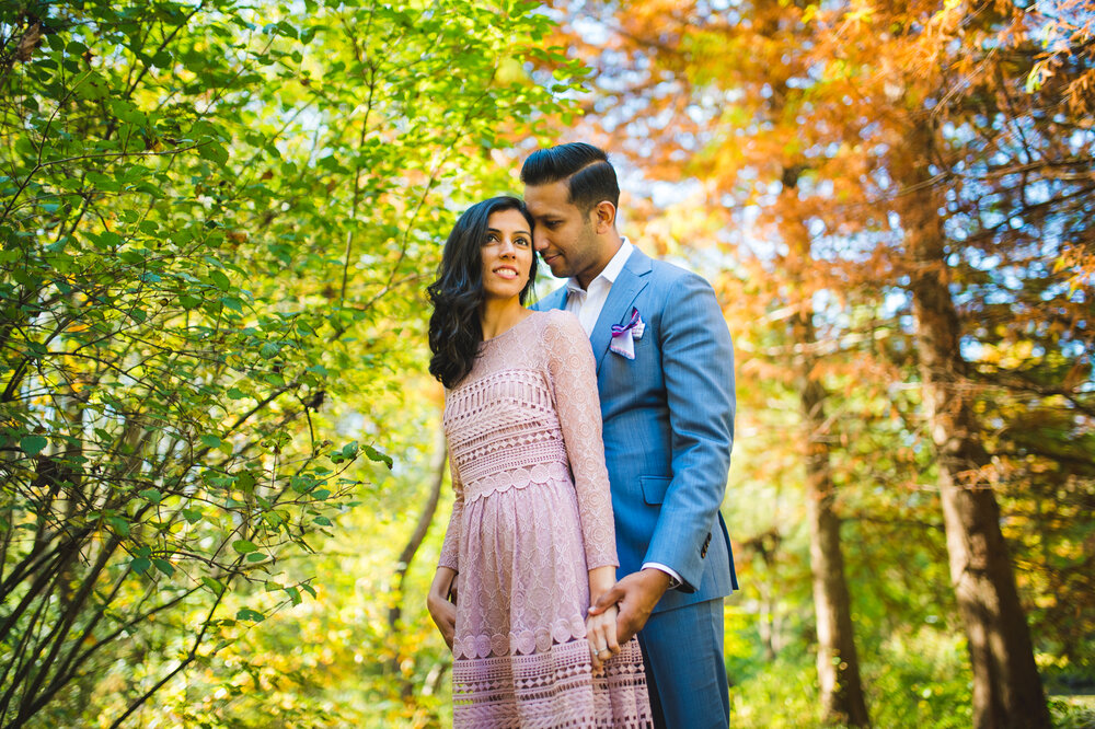 meadowlark-botanical-gardens-engagement-fall-theme-pictures-by-gabriele-stonyte-photography.jpg
