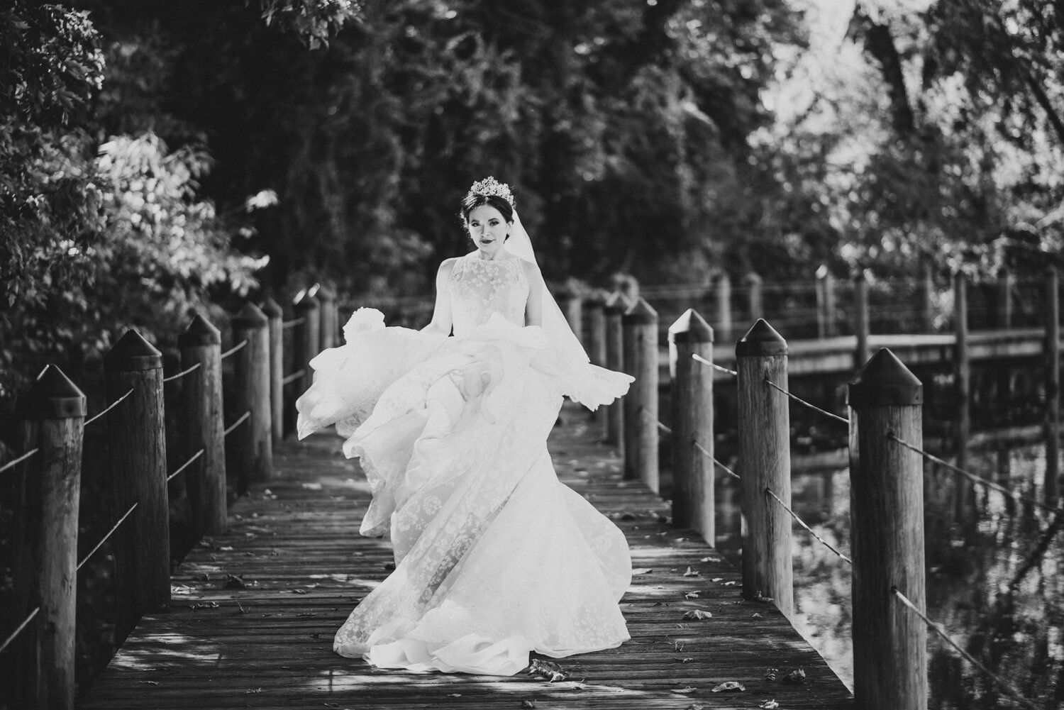 bride-portrait-documentary-wedding-by-Gabriele-Stonyte-Photography.jpg