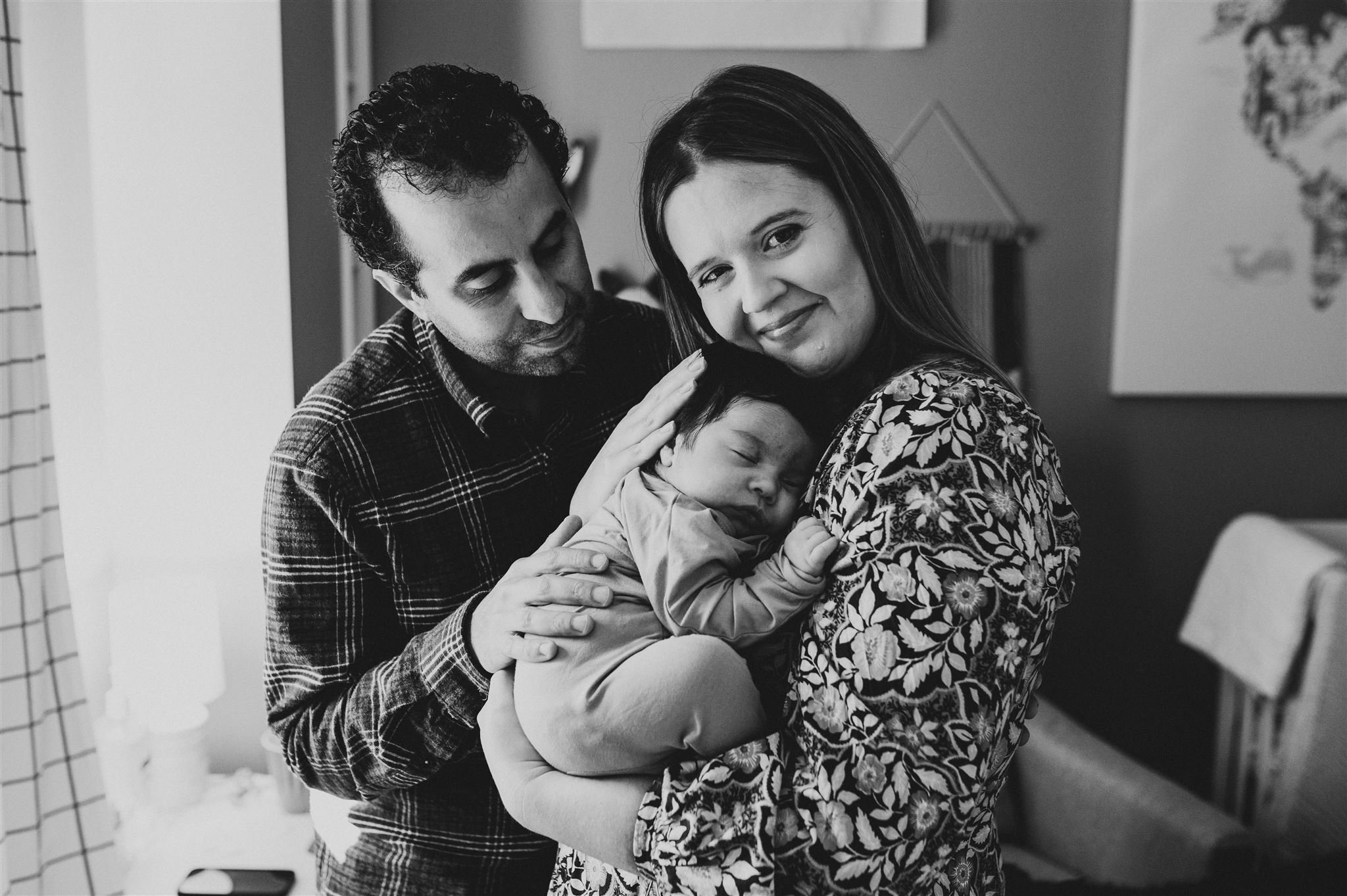 Home Sweet Arrival | Newborn Photo Session Delights