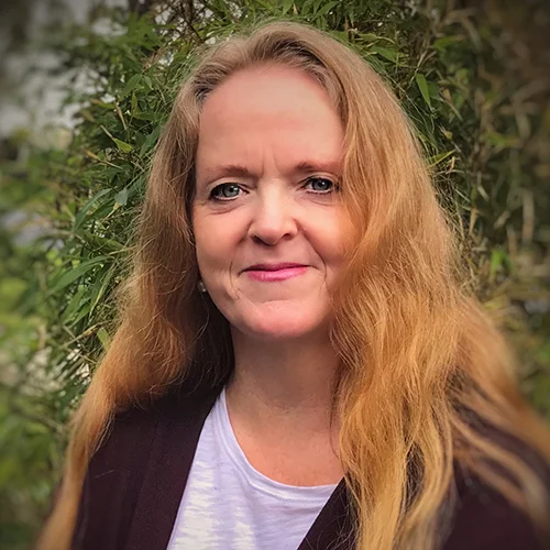 tracey hickling.jpg