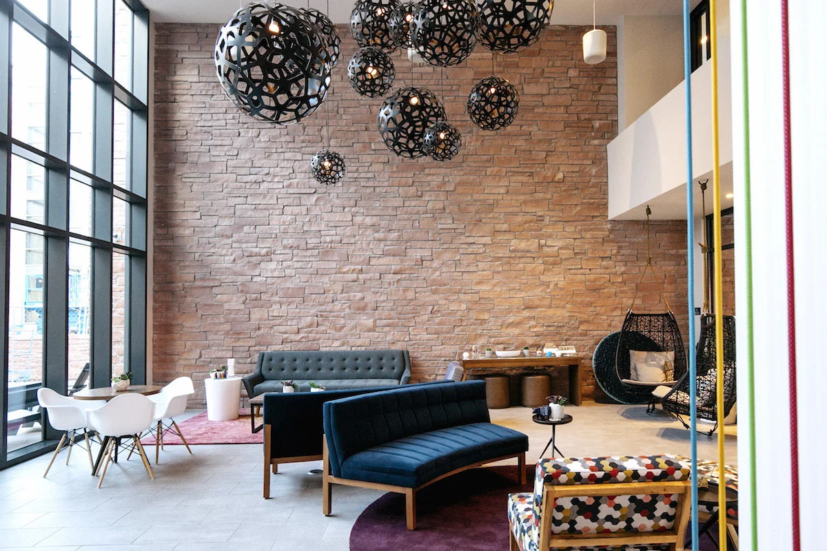hiltongardeninn_interiors-6-web-1200x800.jpeg