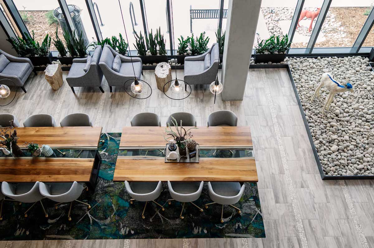 embassysuites_lobby-2_webres.jpg