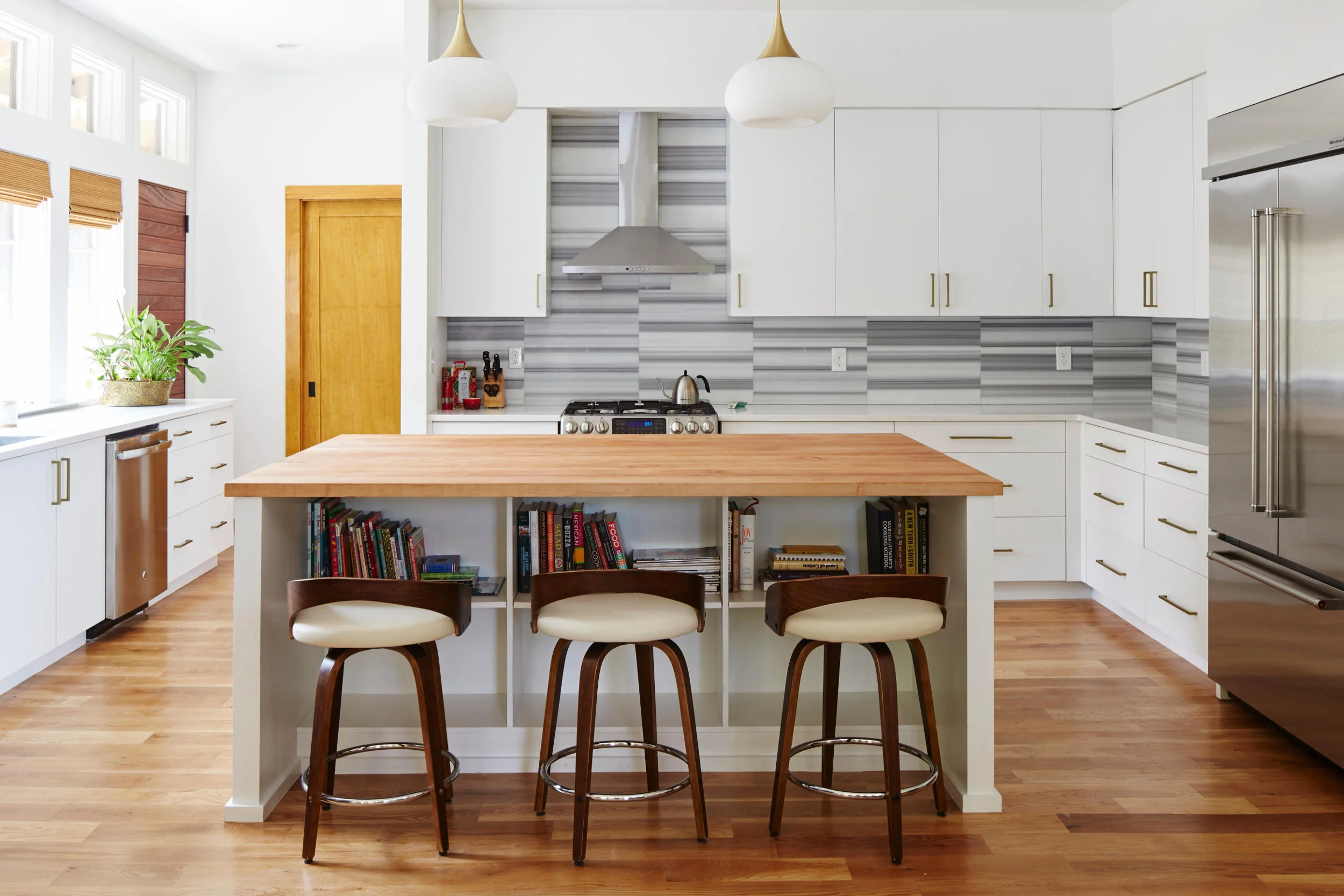 hall ave44674.jpg