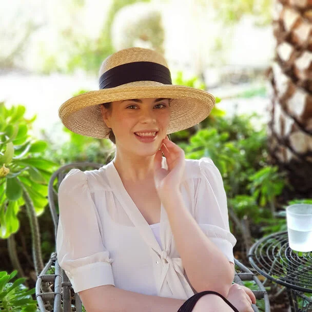 Wide Brim Hat Straw Hat Fashion Show Modeling Straw Hat With Big