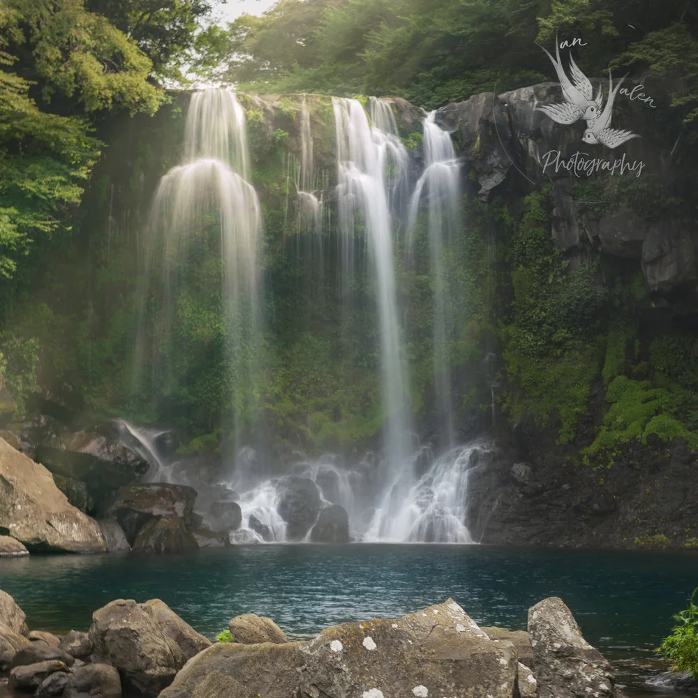 Cheonjeyeon Falls