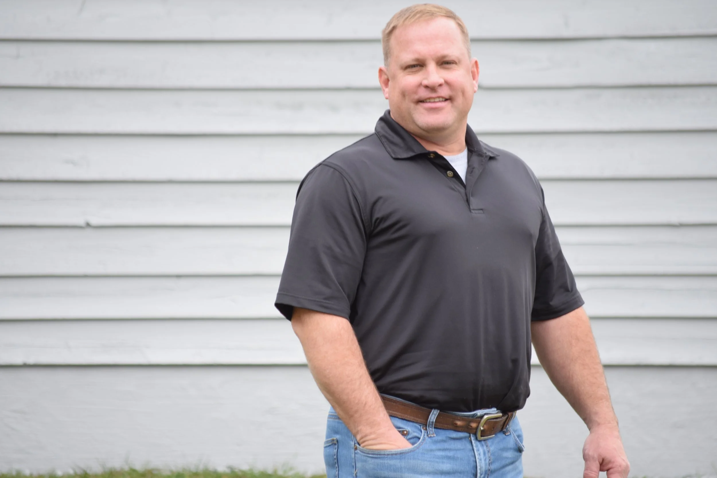Randy Hansen has over a decade of experience in the home industry. 