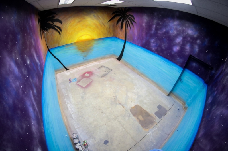 CLUELESS ESCAPE ROOM 