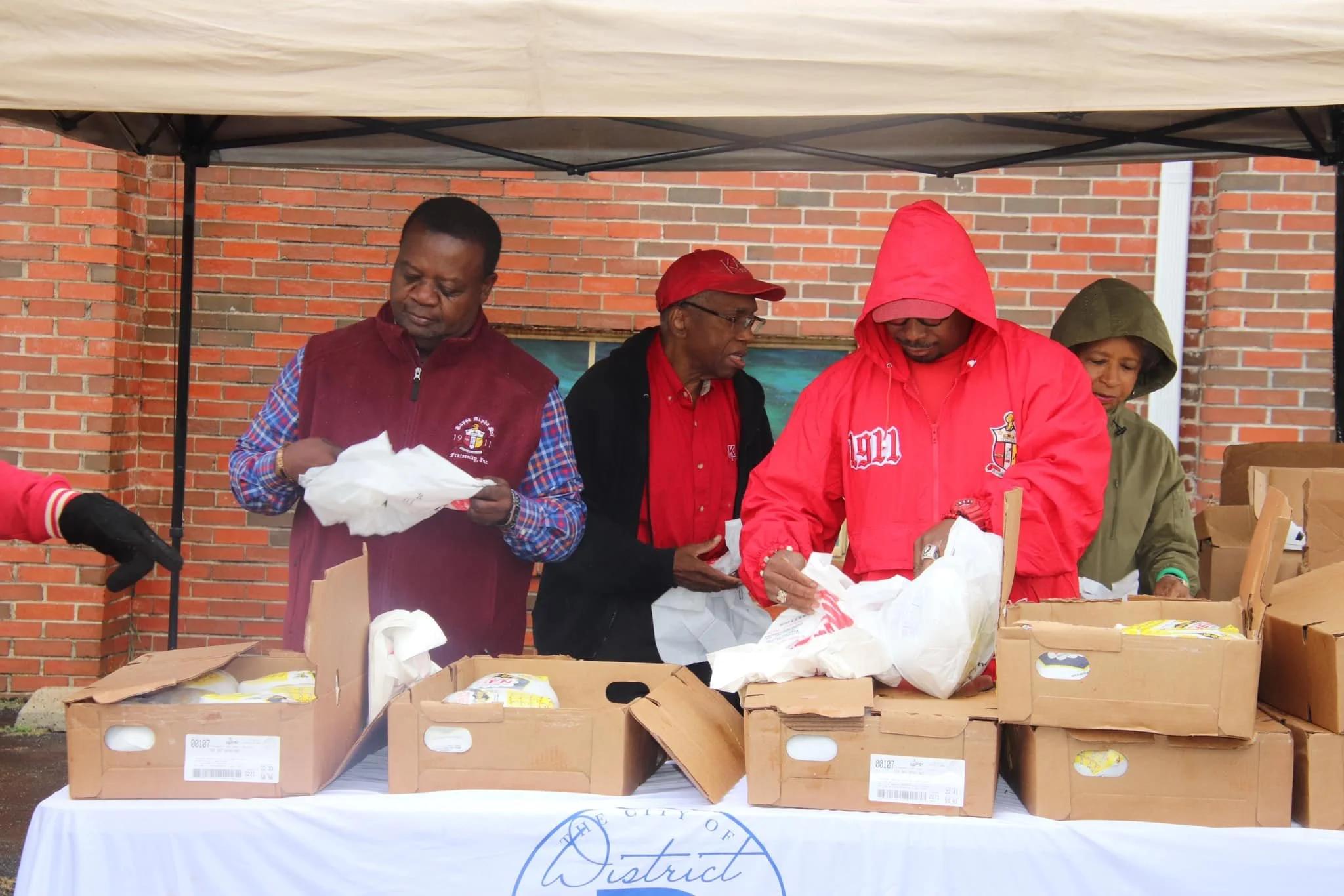 Birmingham Alumni prepping for District 7 Turkey giveaway