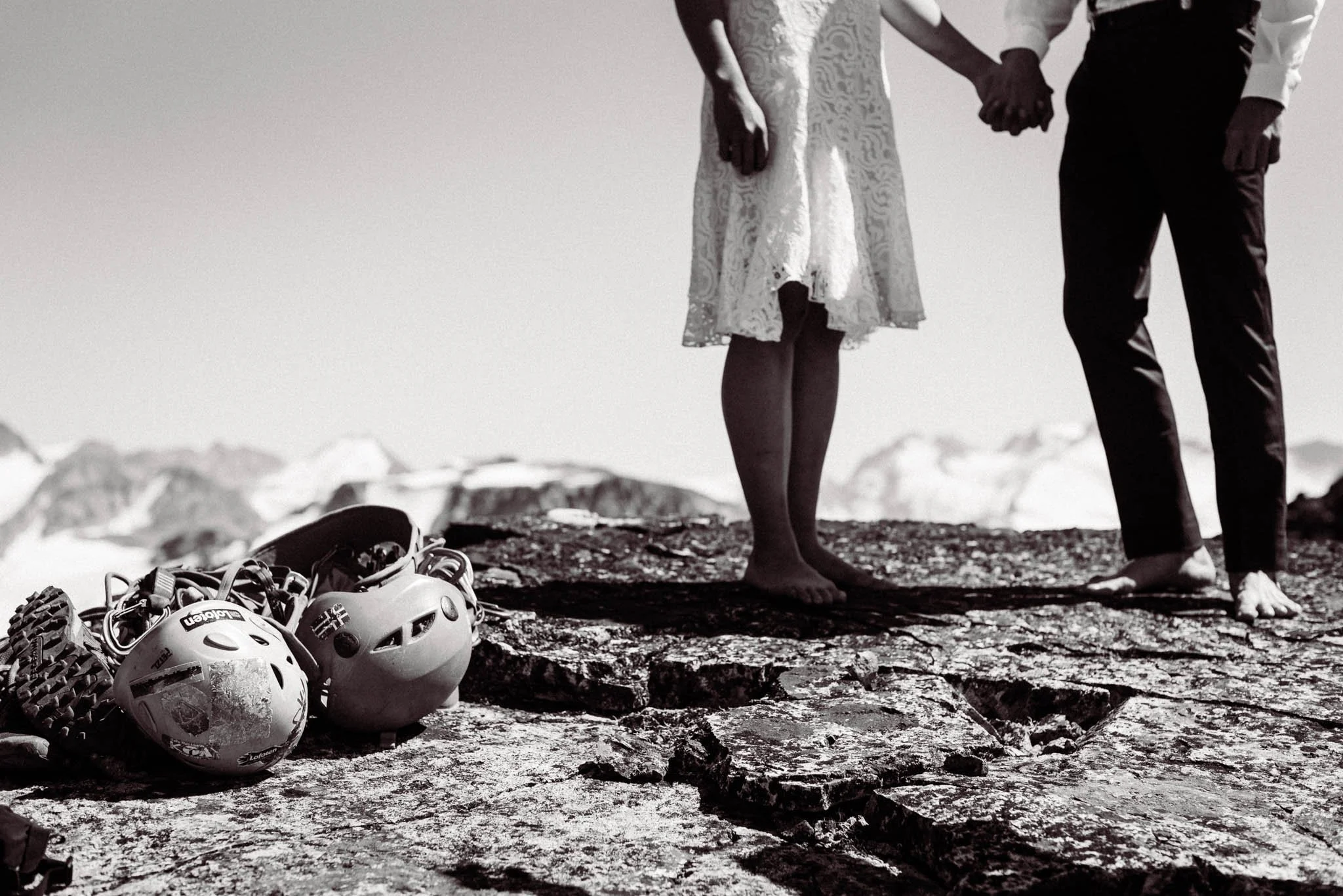 Sirja_Chris_Elopement_Teasers_The_Foxes_Photography_18.JPG