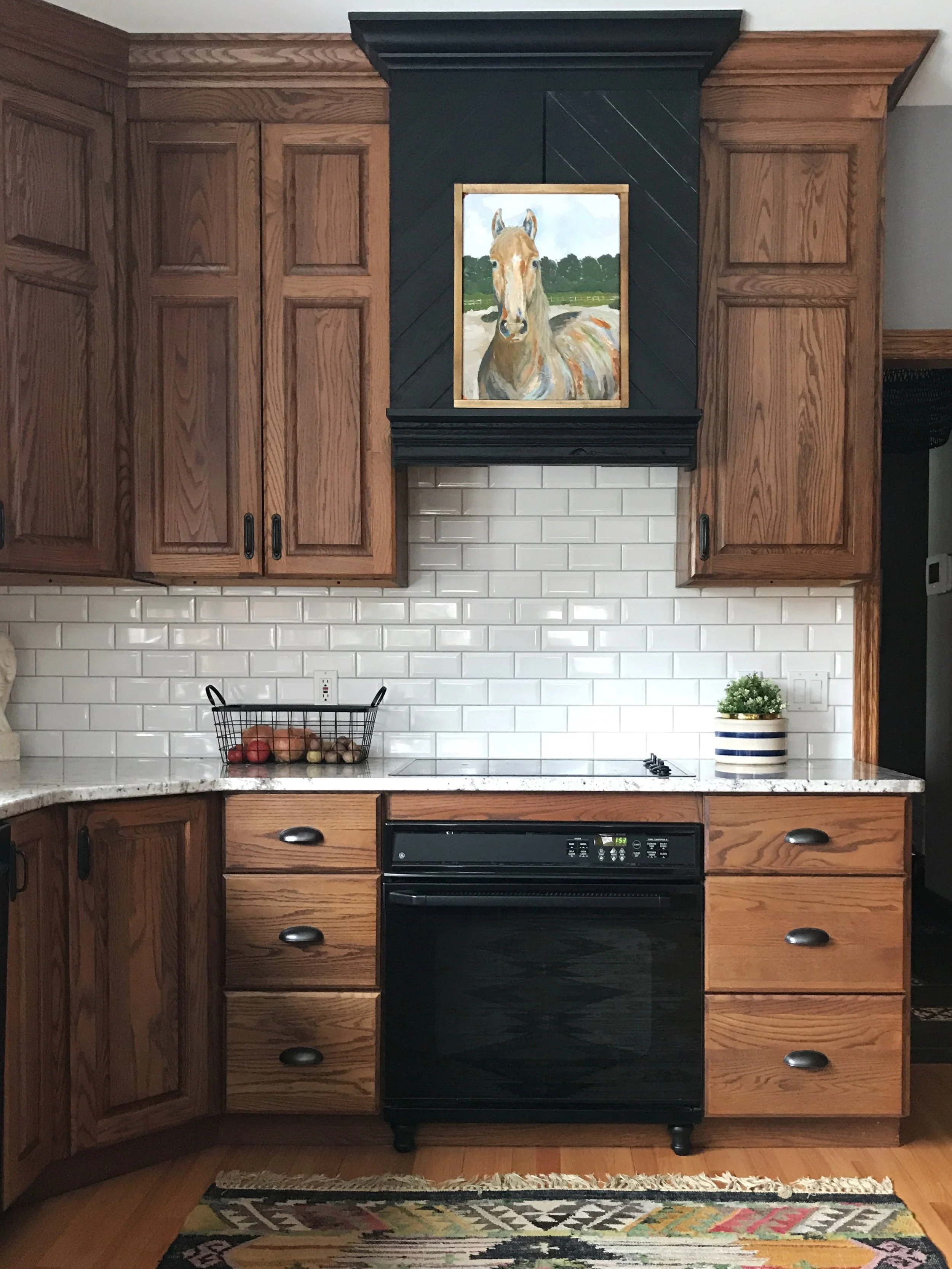 oak kitchen Inspo horse art